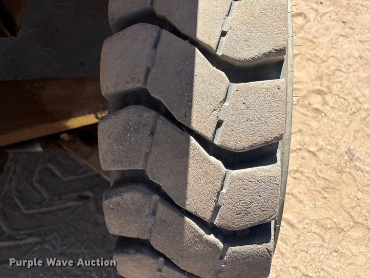 image for item FC2117 1997 Wiggins W84 VU forklift