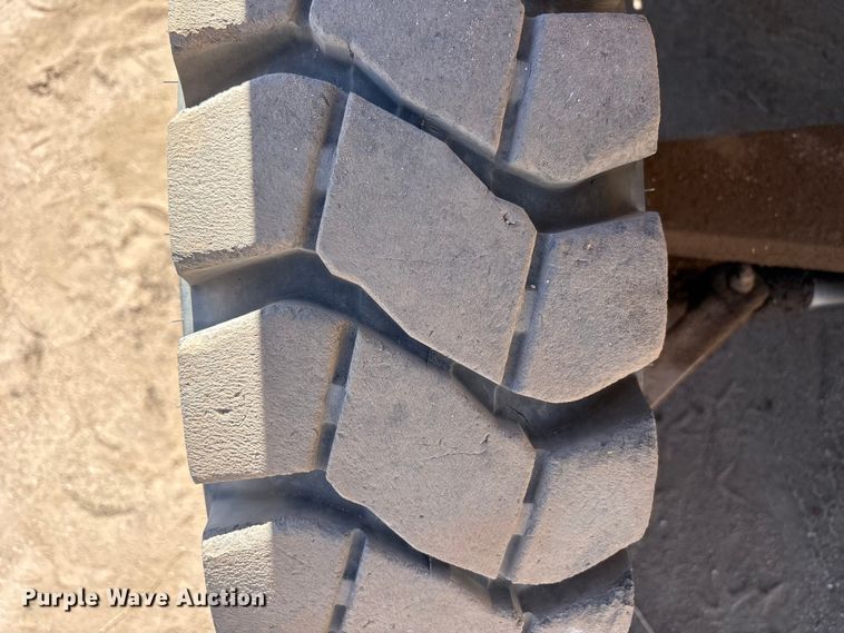 image for item FC2117 1997 Wiggins W84 VU forklift