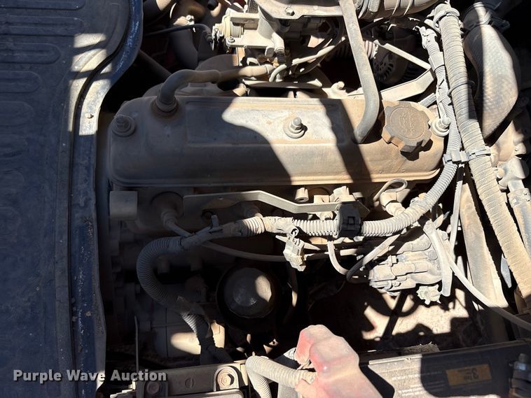 image for item FC2118 2001 Toyota 7FGU25 forklift