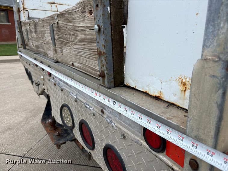 image for item FC4528 2007 Ford F450 Super Duty flatbed truck
