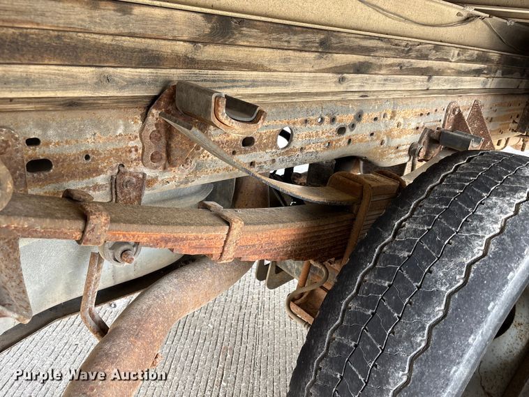 image for item FC4528 2007 Ford F450 Super Duty flatbed truck