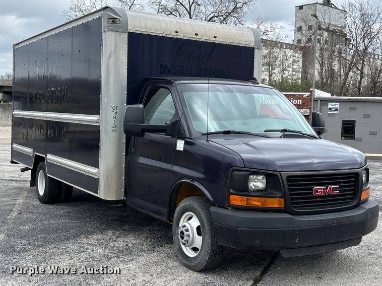 image for item FC4539 2016 GMC Savana 3500 box truck