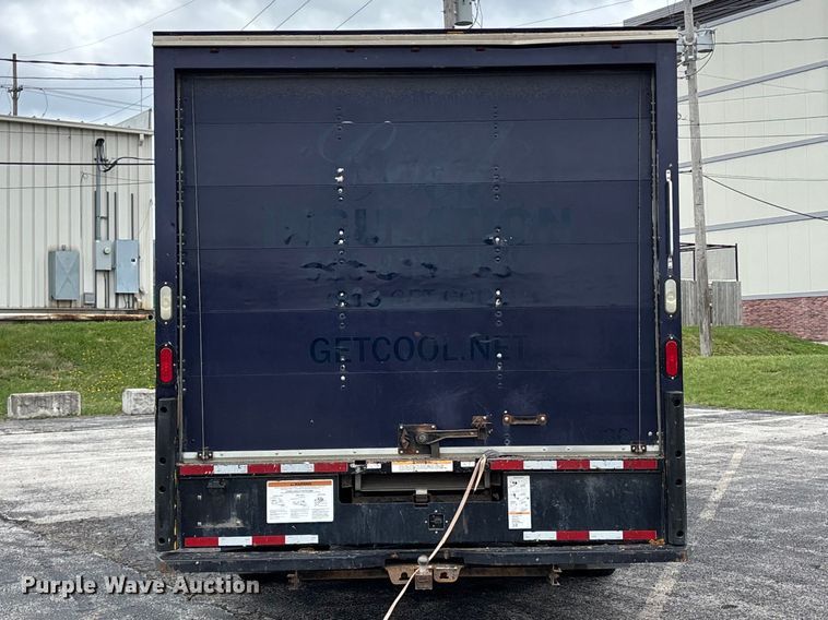 image for item FC4539 2016 GMC Savana 3500 box truck