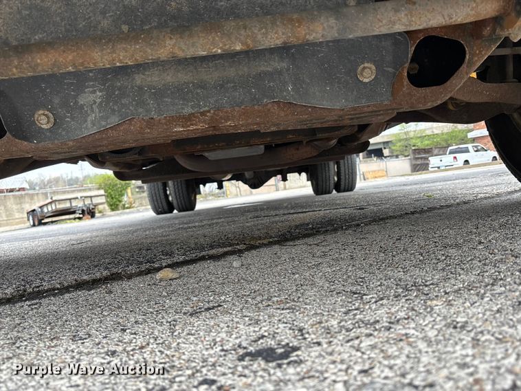 image for item FC4539 2016 GMC Savana 3500 box truck