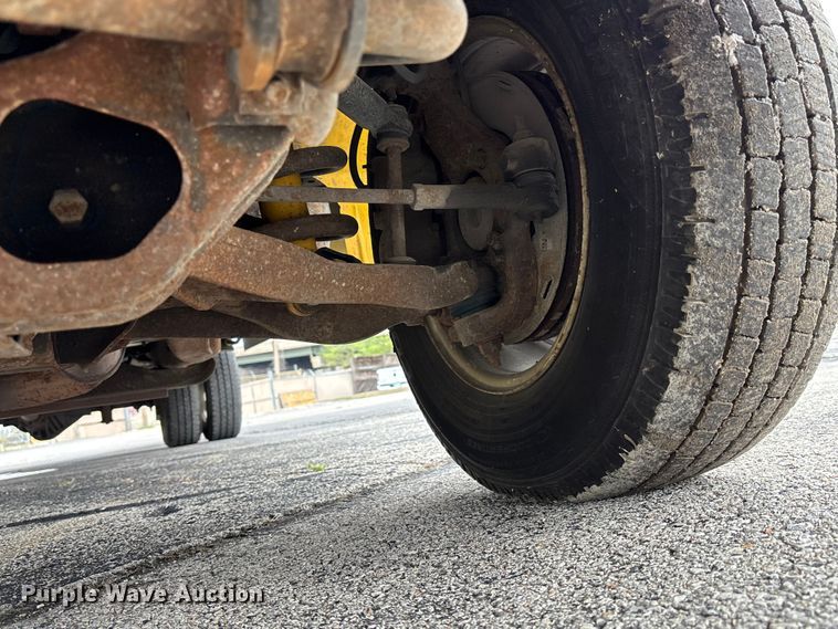 image for item FC4539 2016 GMC Savana 3500 box truck