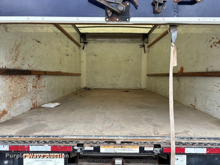 image for item FC4539 2016 GMC Savana 3500 box truck