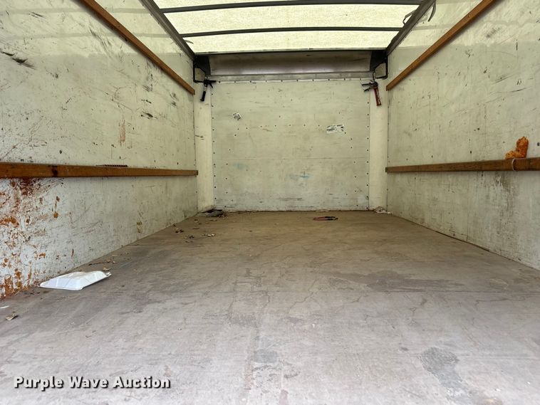 image for item FC4539 2016 GMC Savana 3500 box truck