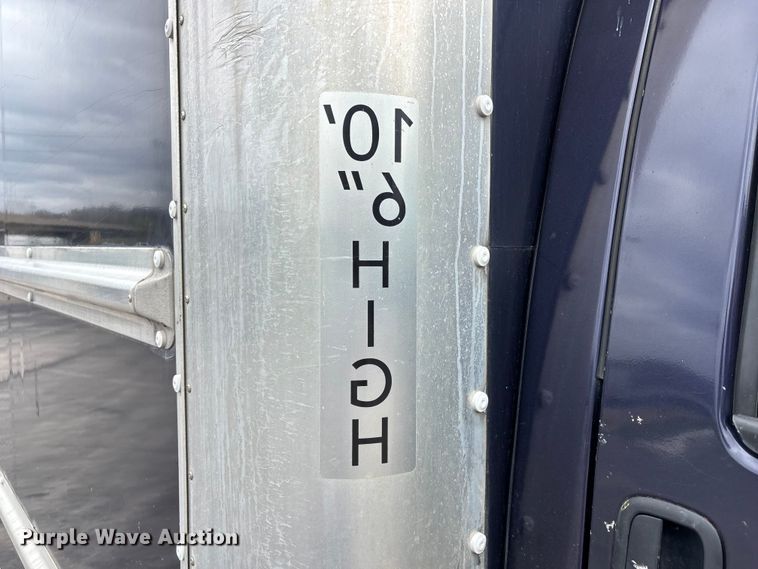 image for item FC4539 2016 GMC Savana 3500 box truck