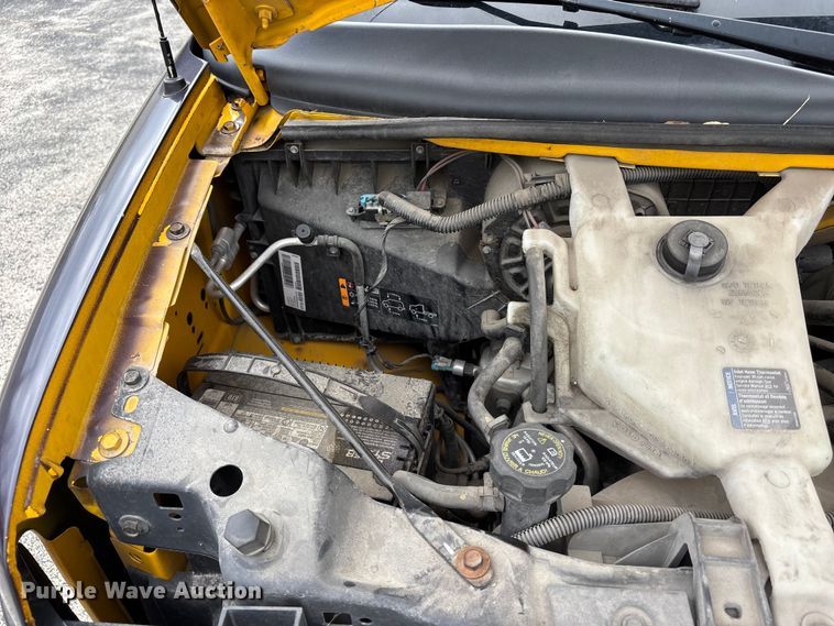 image for item FC4539 2016 GMC Savana 3500 box truck