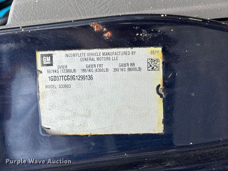 image for item FC4539 2016 GMC Savana 3500 box truck