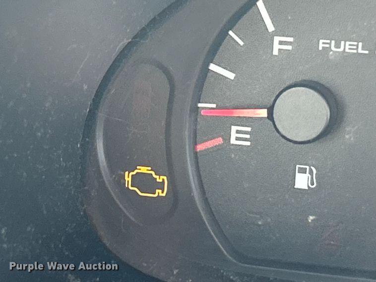 image for item FC5057 2003 Ford Taurus 