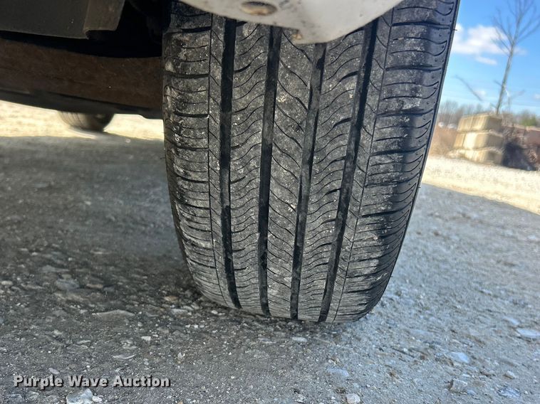 image for item FC5057 2003 Ford Taurus 