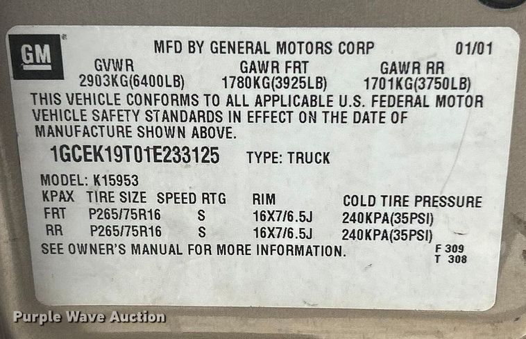 image for item FC5058 2001 Chevrolet Silverado 1500 Ext. Cab pickup truck