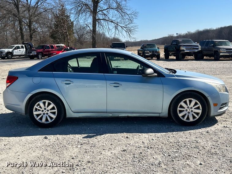 image for item FC5100 2011 Chevrolet Cruze 