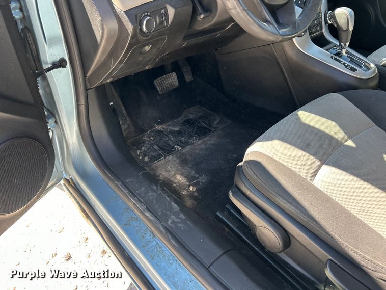 image for item FC5100 2011 Chevrolet Cruze 