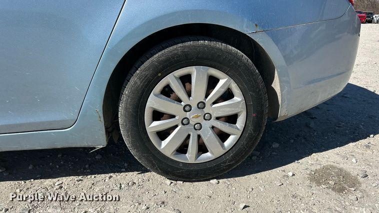 image for item FC5100 2011 Chevrolet Cruze 