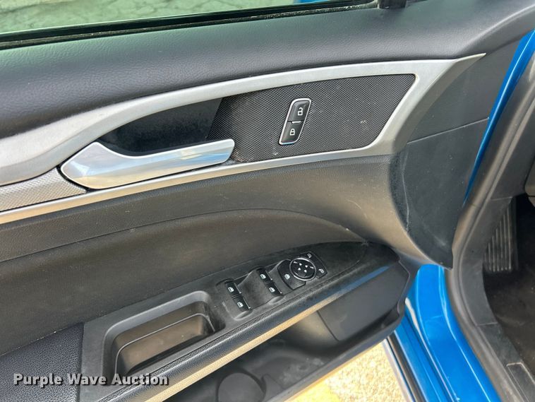 image for item FC5187 2020 Ford Fusion 