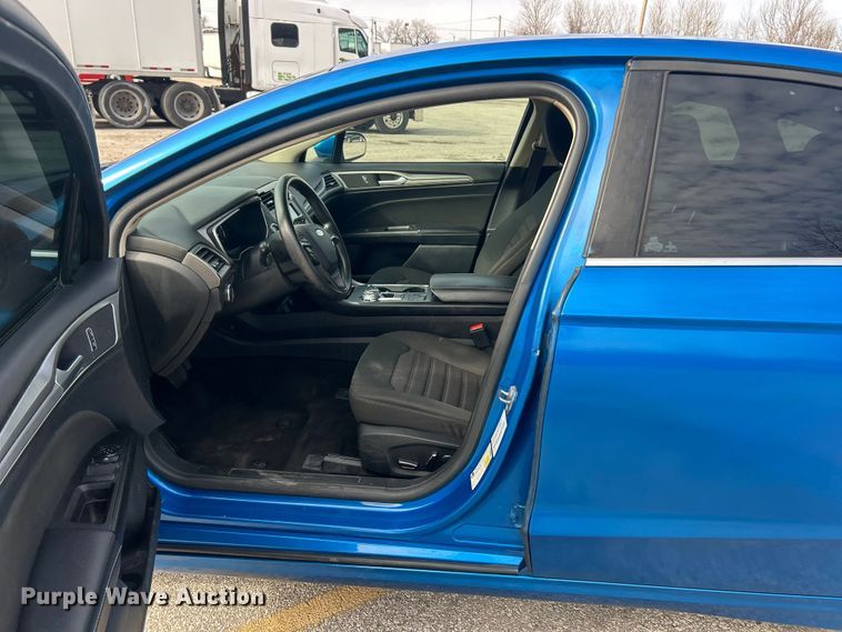 image for item FC5187 2020 Ford Fusion 