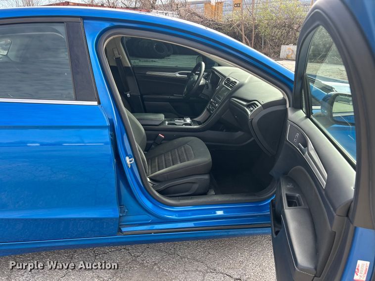 image for item FC5187 2020 Ford Fusion 