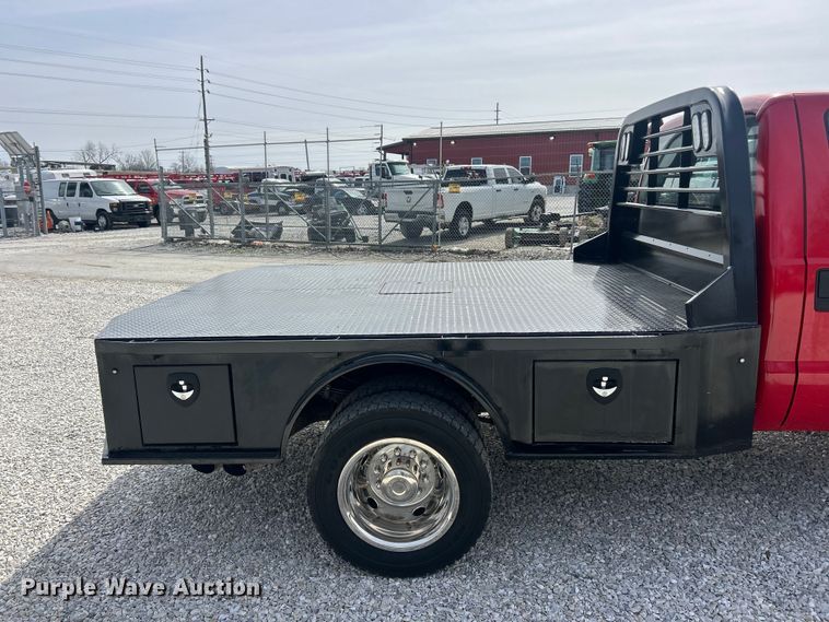 image for item FC5194 2011 Ford F550 XL Super Duty flatbed truck