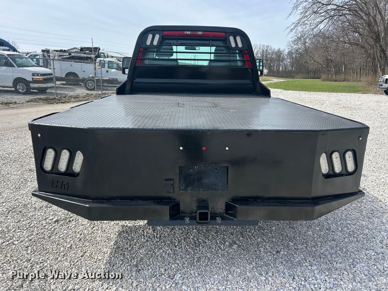 image for item FC5194 2011 Ford F550 XL Super Duty flatbed truck