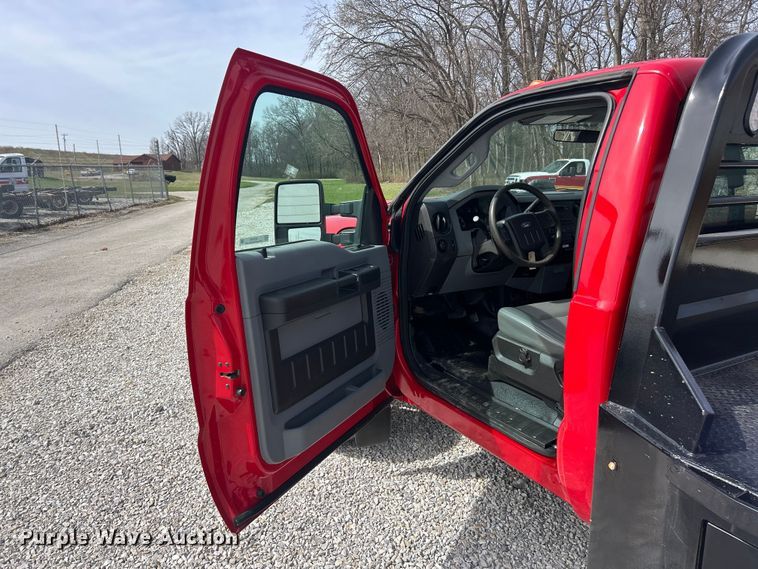 image for item FC5194 2011 Ford F550 XL Super Duty flatbed truck