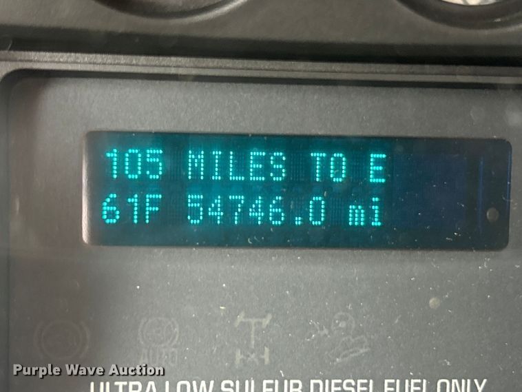 image for item FC5194 2011 Ford F550 XL Super Duty flatbed truck