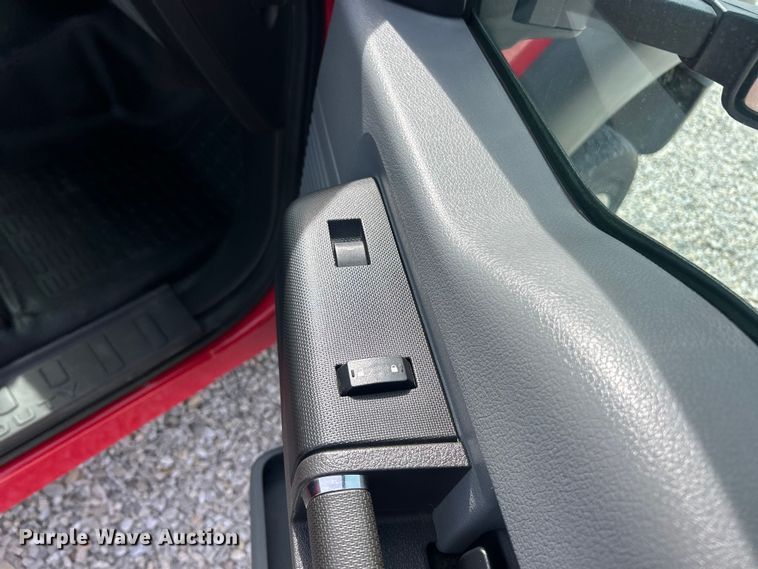 image for item FC5194 2011 Ford F550 XL Super Duty flatbed truck