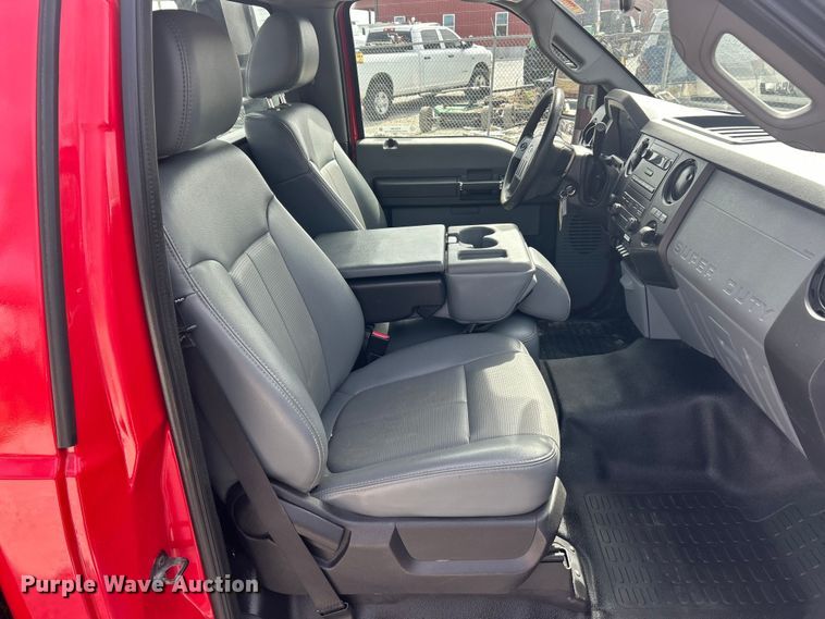 image for item FC5194 2011 Ford F550 XL Super Duty flatbed truck