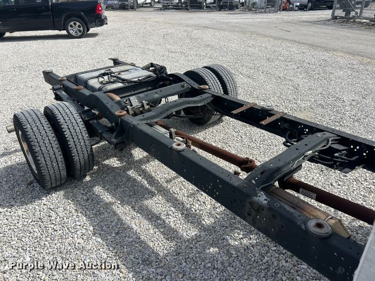 image for item FC5195 2018 Ford E450 van cab and chassis