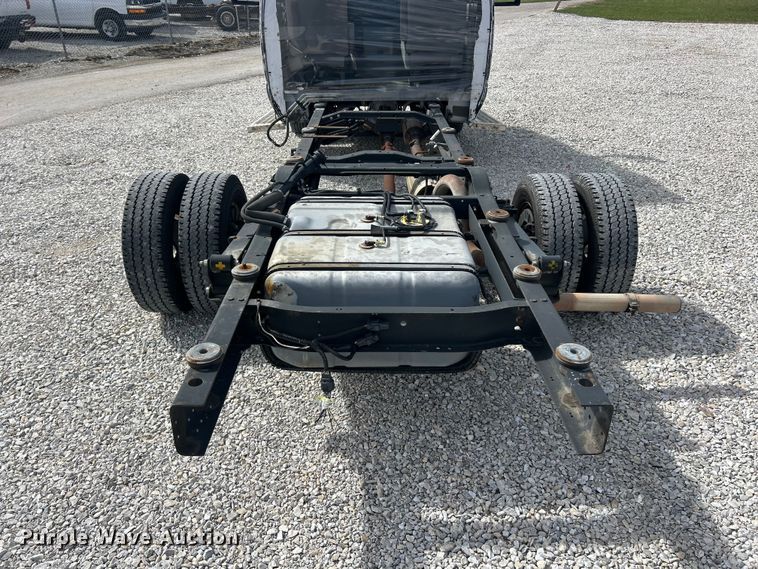 image for item FC5195 2018 Ford E450 van cab and chassis