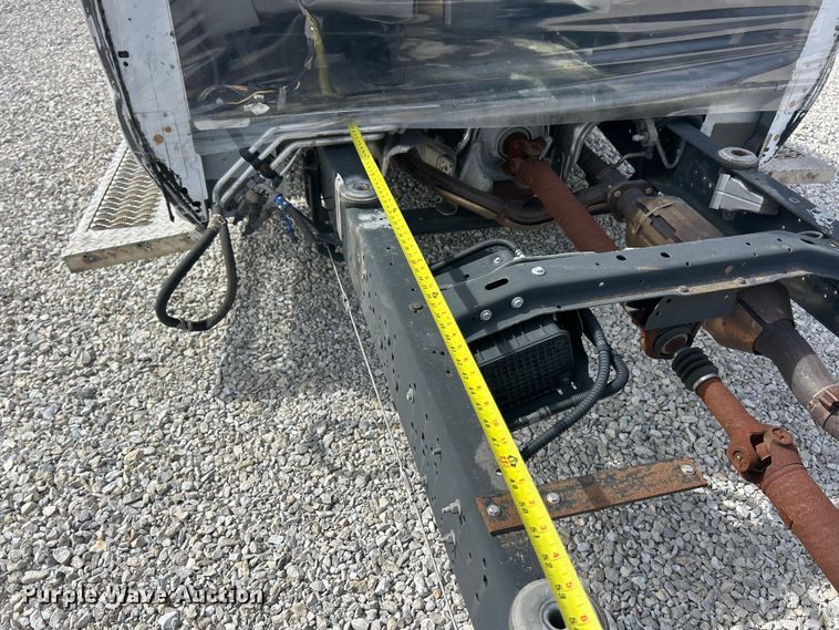 image for item FC5195 2018 Ford E450 van cab and chassis