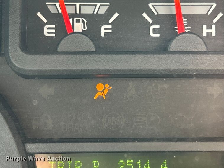 image for item FC5195 2018 Ford E450 van cab and chassis