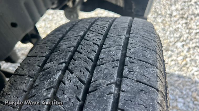 image for item FC5195 2018 Ford E450 van cab and chassis