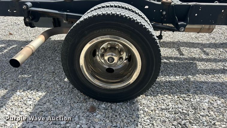 image for item FC5195 2018 Ford E450 van cab and chassis