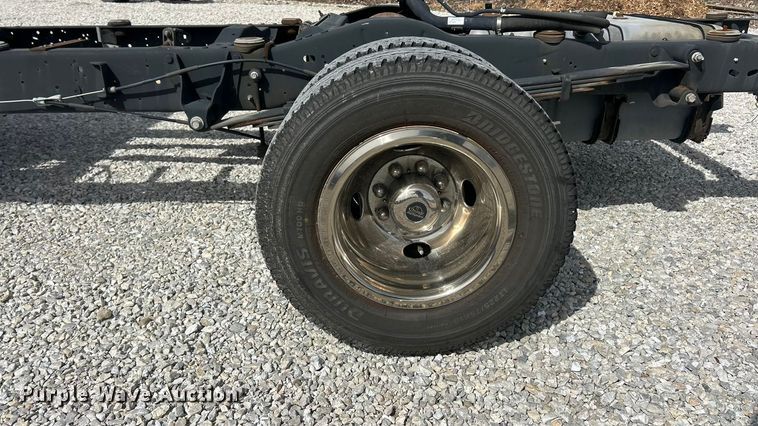 image for item FC5195 2018 Ford E450 van cab and chassis