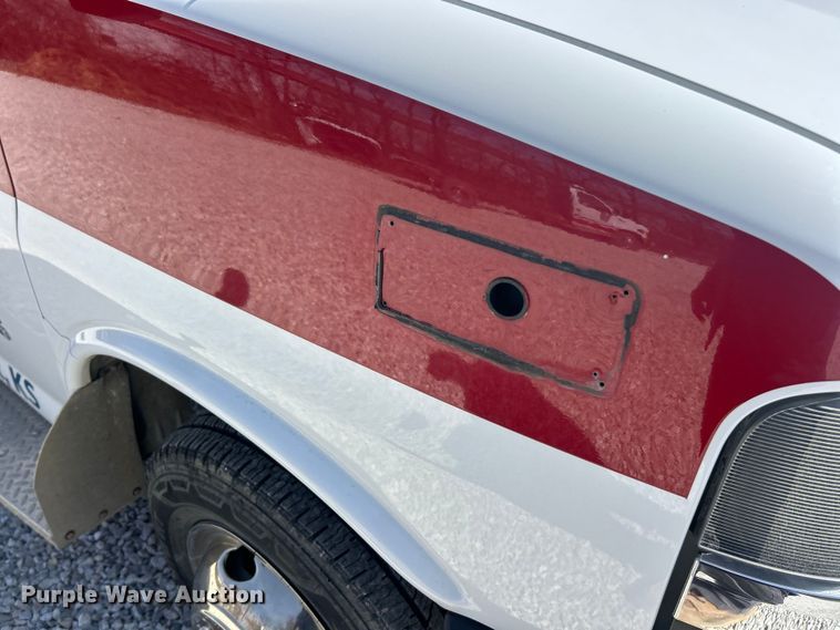 image for item FC5196 2012 Chevrolet Express 4500 van cab and chassis