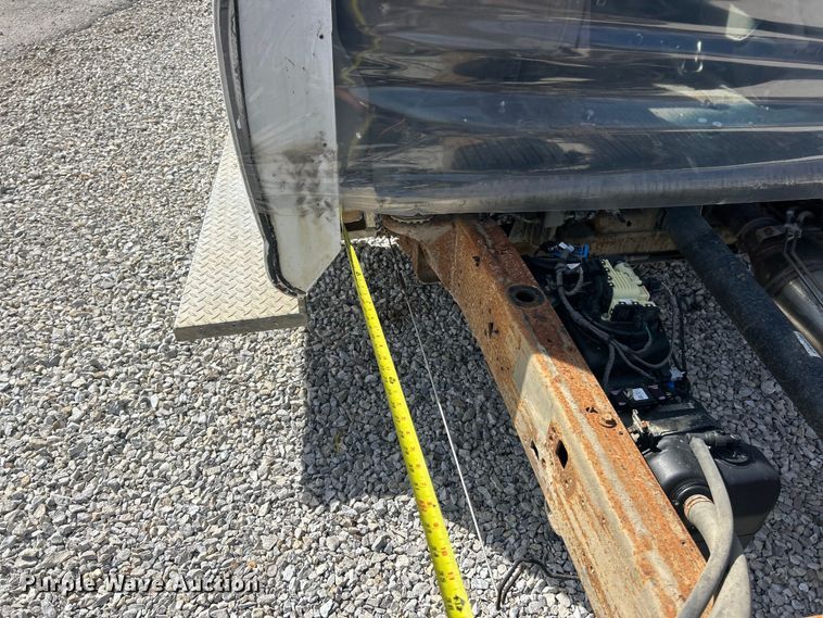 image for item FC5196 2012 Chevrolet Express 4500 van cab and chassis