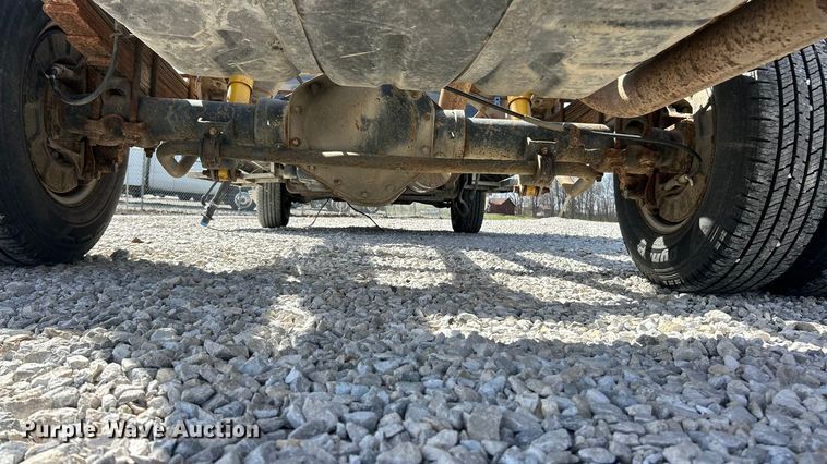 image for item FC5196 2012 Chevrolet Express 4500 van cab and chassis