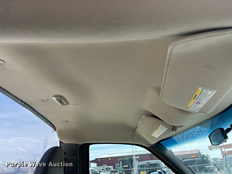 image for item FC5196 2012 Chevrolet Express 4500 van cab and chassis