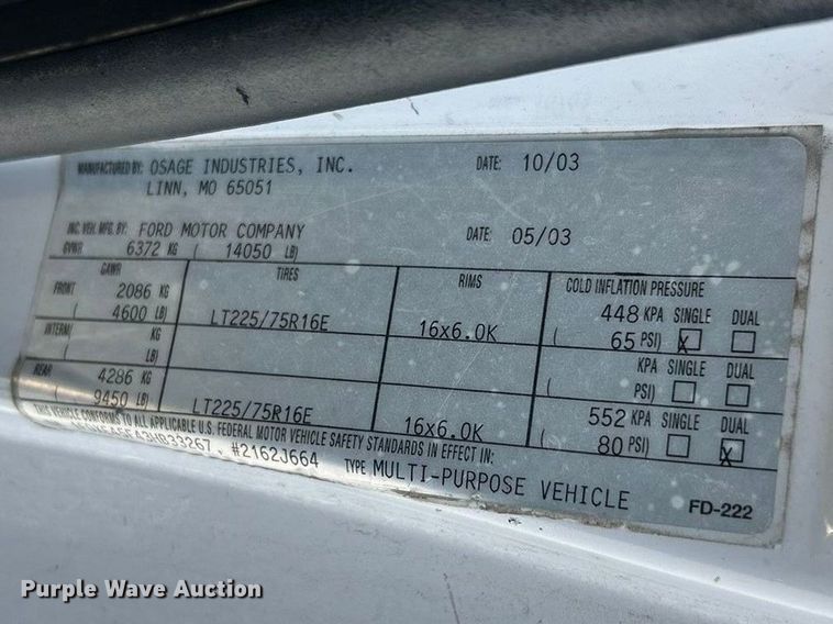 image for item FC5197 2003 Ford E450 Super Duty van cab and chassis