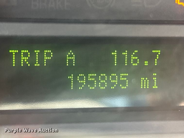 image for item FC5198 2016 Ford E450 Super Duty van cab and chassis