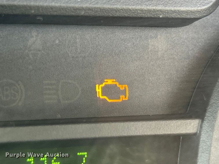 image for item FC5198 2016 Ford E450 Super Duty van cab and chassis