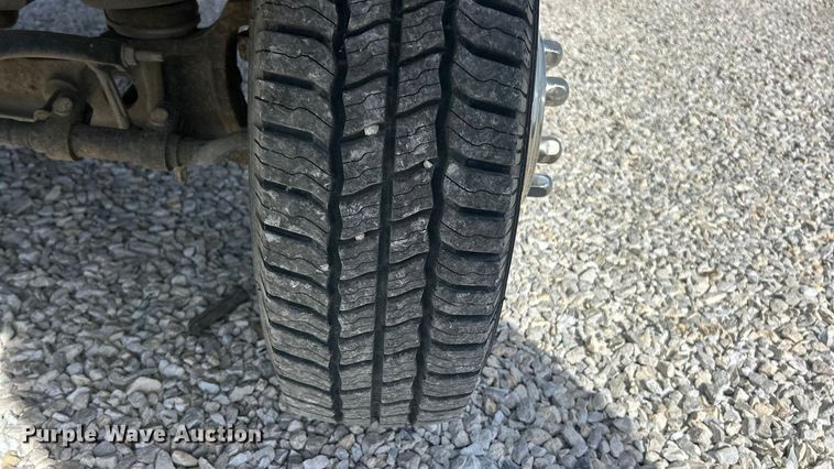 image for item FC5198 2016 Ford E450 Super Duty van cab and chassis