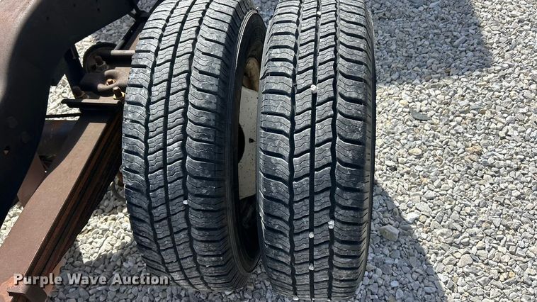 image for item FC5198 2016 Ford E450 Super Duty van cab and chassis