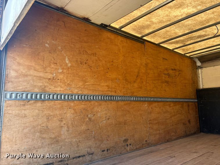 image for item FC5209 2015 Ford E450 Super Duty box truck