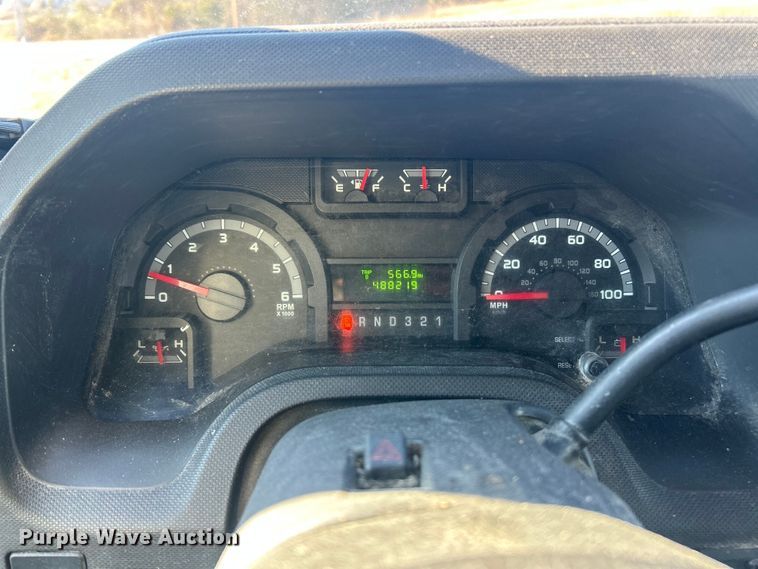 image for item FC5209 2015 Ford E450 Super Duty box truck