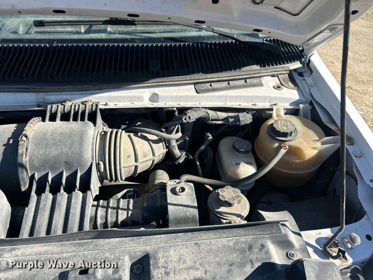 image for item FC5209 2015 Ford E450 Super Duty box truck