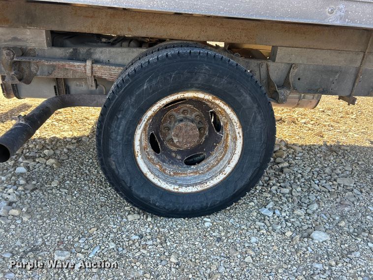 image for item FC5209 2015 Ford E450 Super Duty box truck