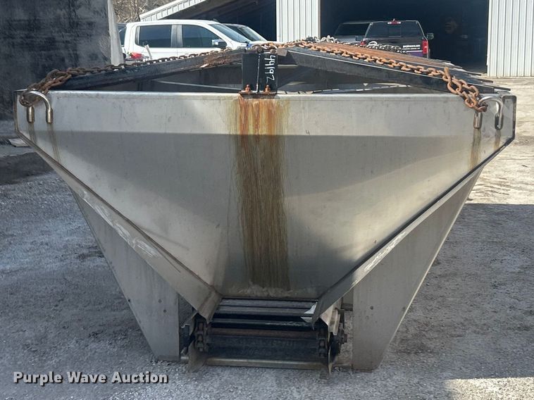 image for item FC5221 Hi-Way E2500 spreader